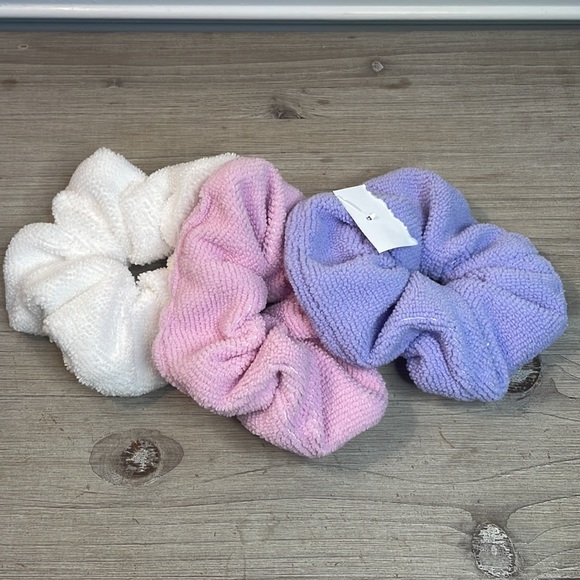 NEW Set of 3 Big Hair Scrunchies - Picture 1 of 2